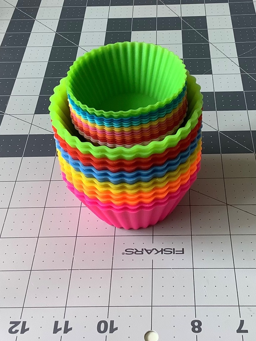 Set of 28 Reusable Silicone Cupcake Muffin Baking Cups Liners Assorted Colors